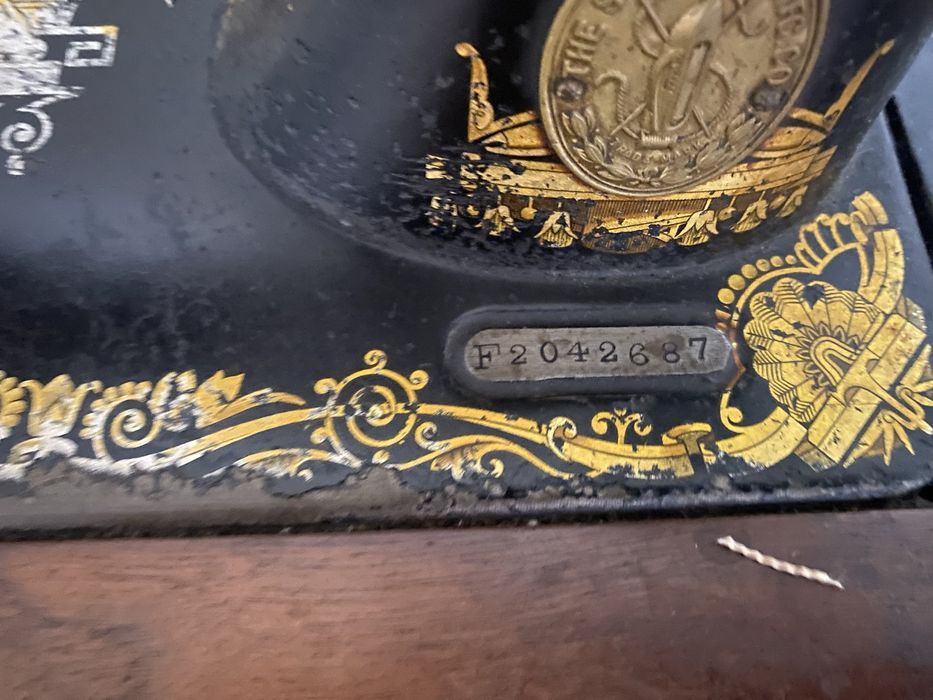 Masina de cusut SINGER in stare impecabila