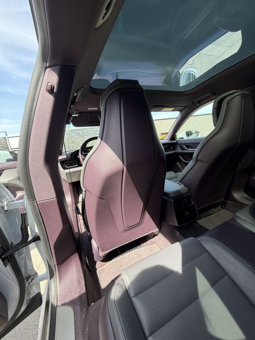 Oferta! Porsche Taycan
