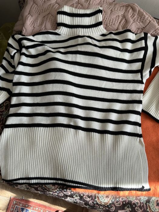 Женская одежда свитера