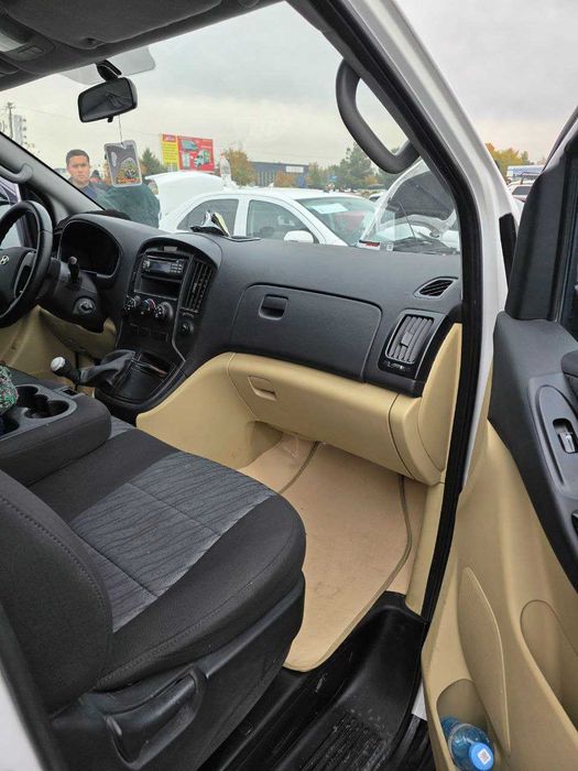 Hyunday starex  2008 yil  293000 km