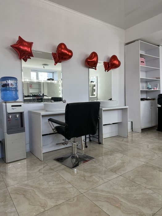 Сдам места в салоне красоты