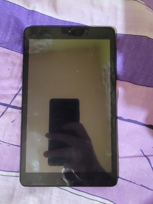 Таблет Alcatel 8 инча