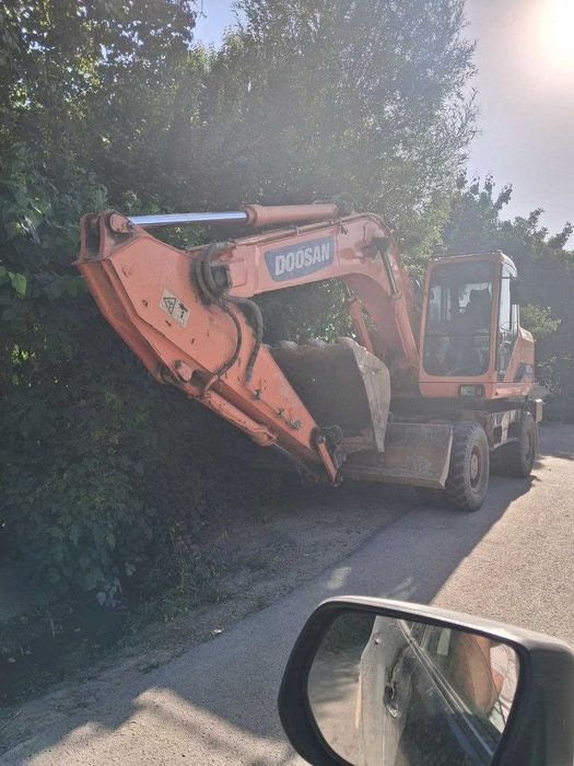Экскаватор DOOSAN 180WV