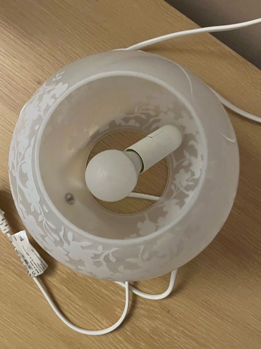настолна лампа KNUBBING ikea
