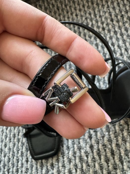 Обувки на ток Michael Kors