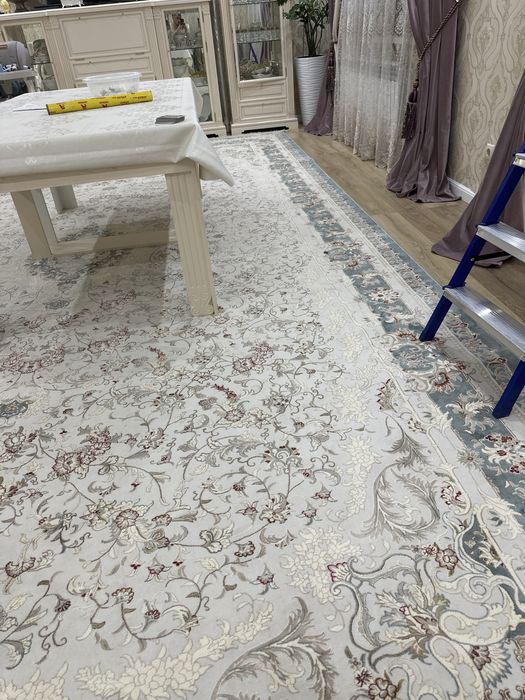 Продам тюль с занавеской на 2 окна