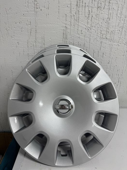 Колпаки Nissan R15