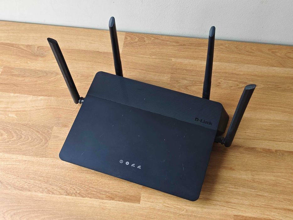 4 бр. рутера за домашна употреба - D-Link, TP-Link, Tenda