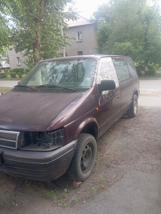 Продам кузов Крайслер Вояджер 95год