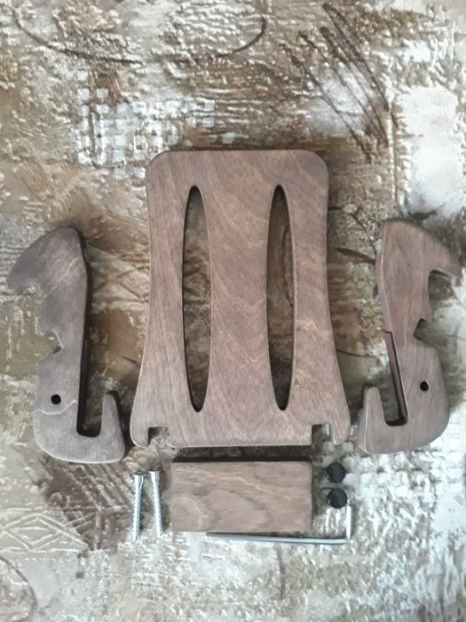 Подставка для книг,темный орех.