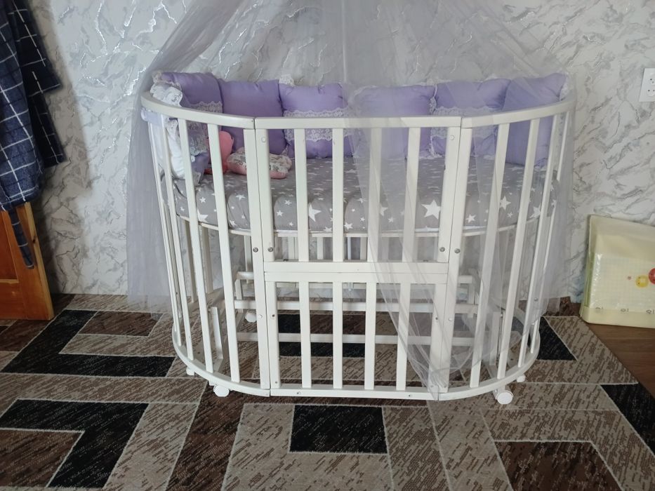 Кроватка детская