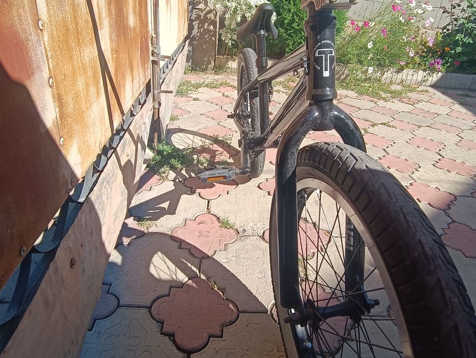 Трюковой велосипед LevelTT