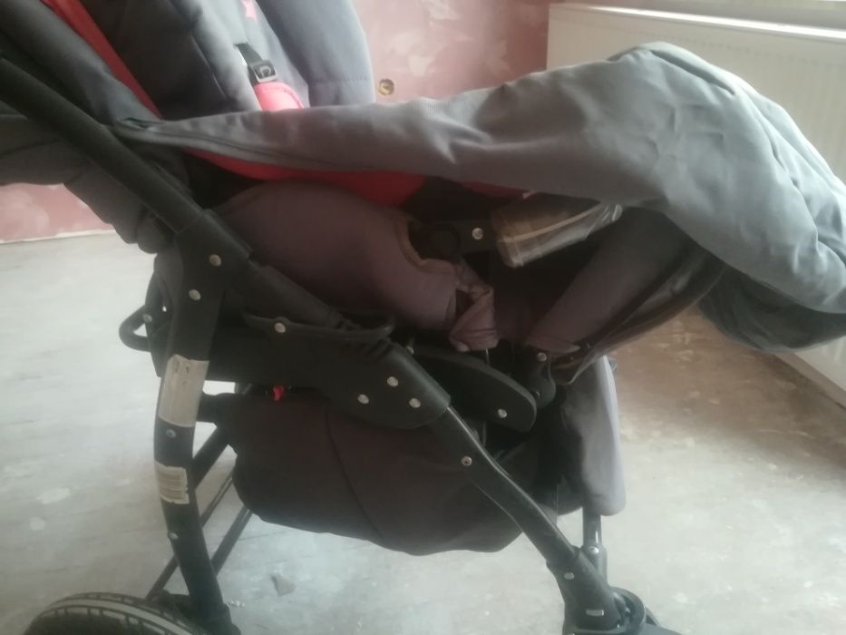 Продавам Комбинирана количка Chipolino STELLA Lime