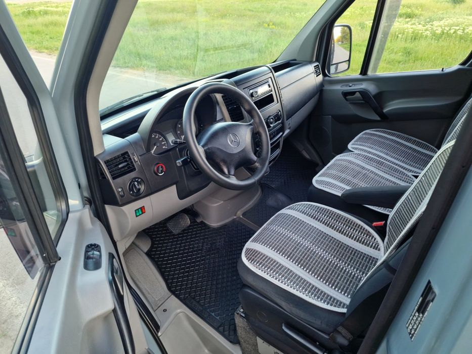 Mercedes-Benz Sprinter 2018 Extra Lung 8+1 Locuri VIP, Automată, 163CP