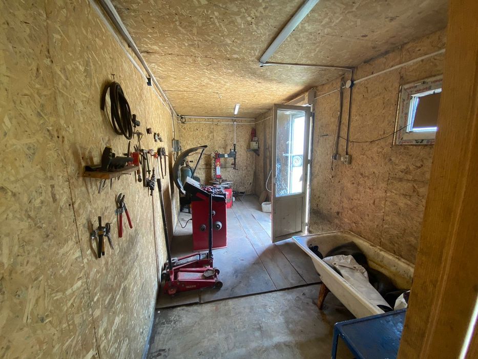 Вагончик для шиномонтажа