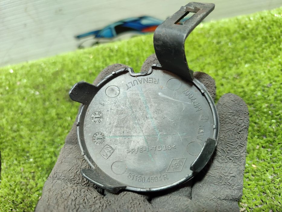 CAPAC CUI TRACTARE BARA FATA MERCEDES BENZ C220 CDI 2011 2.1 DIESEL C-Class W204 / 2007-2015 DREAPTA / DACIA DUSTER 1.5 DIESEL 2015 / SUV 5 USI / 2013-2017 / TOYOTA PRIUS 2012 HYBRID 1.8 BENZINA Hatchback / 2009-2015 / COD OEM 511804594R / A2048850526 / 5