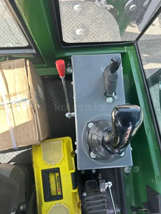 Экскаватор-погрузчик LGMG WZ45-16