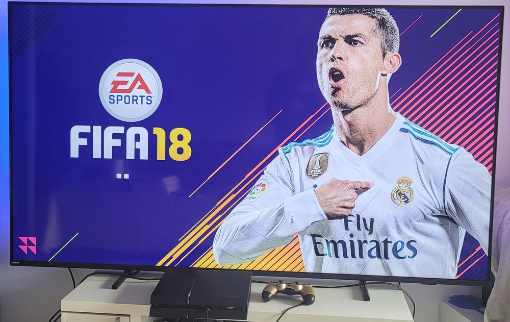 Sony PlayStation 4(500 GB)