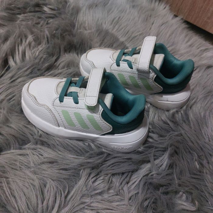 Бебешки маратонки Adidas Nike 71/2,
