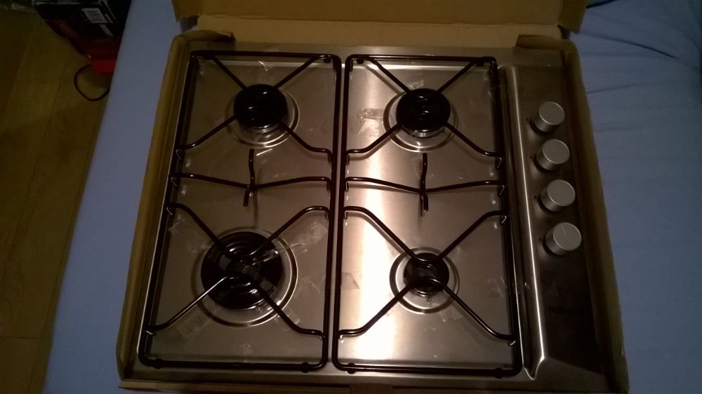 Нови! Котлони за вграждане/газов плот HOTPOINT PAS 642 - инокс или бял