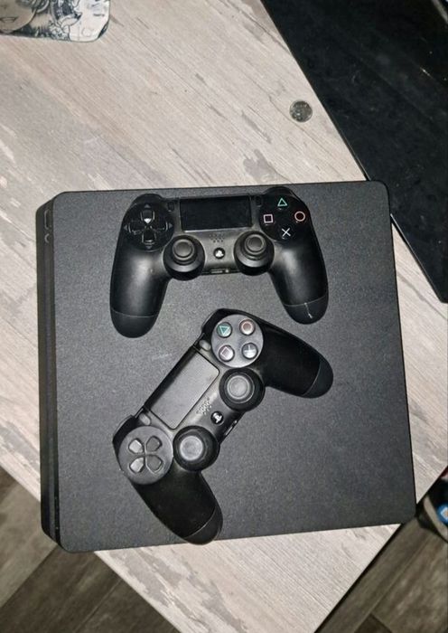 Ps4 slim 1  tb прошитый