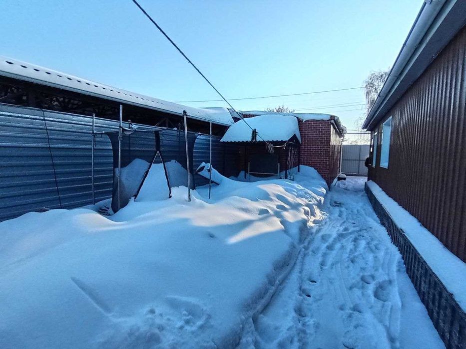 Продам дом с гаражом