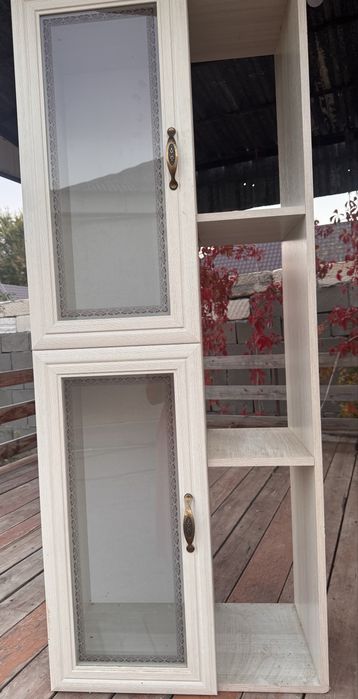 Продам полки 18000