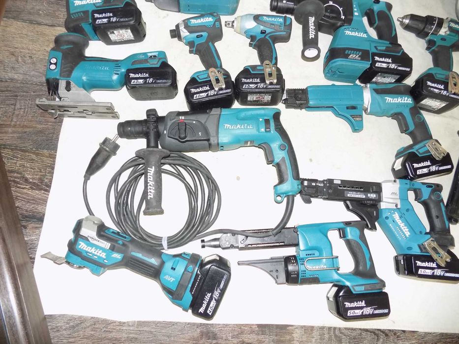 Scule Makita 18V  si  scule Makita 220V