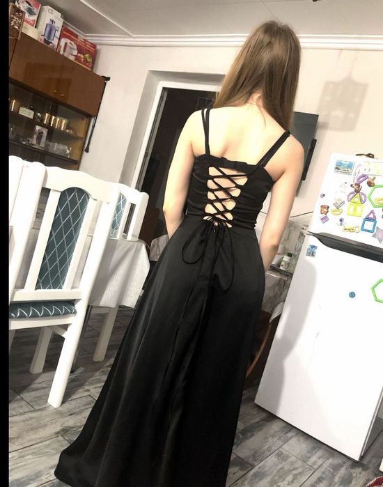 Продам новое плптье