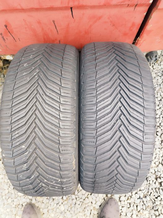 2 броя 235-45-18 Michelin CrossClimate