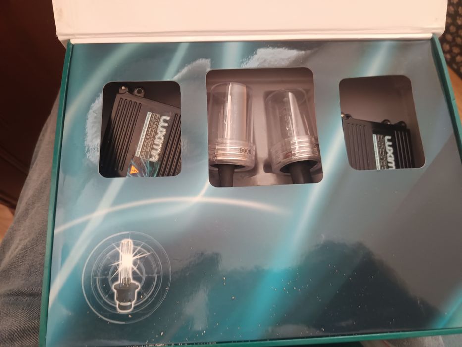 Ксенонов  комплект