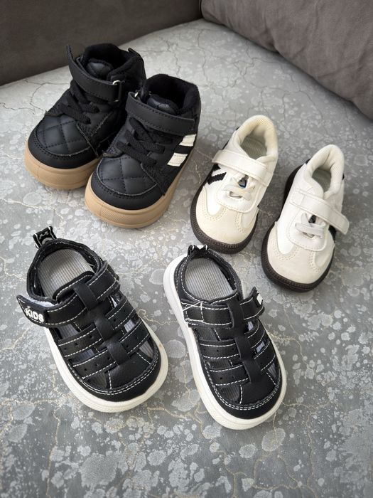 Продам детскую обувь