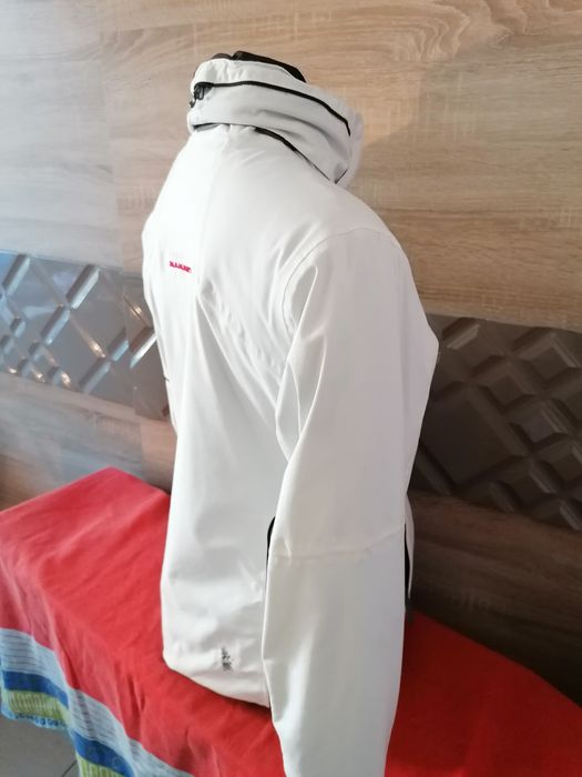 Ски сноуборд яке Mammut