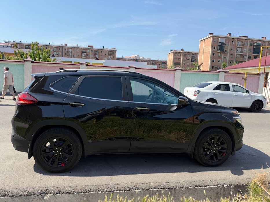 Treker toza 2023yil 71000km propan