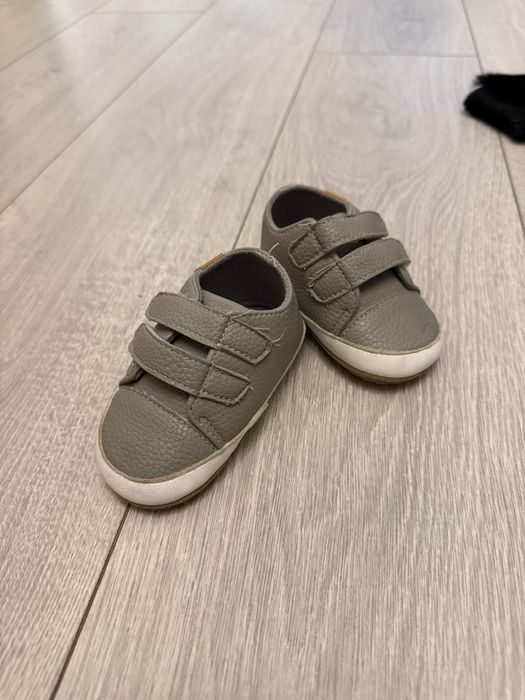 новые 22 размер 2000