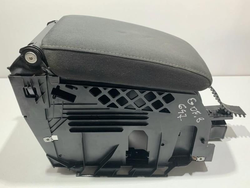 Cotiera Volkswagen Golf 6 Hatchback