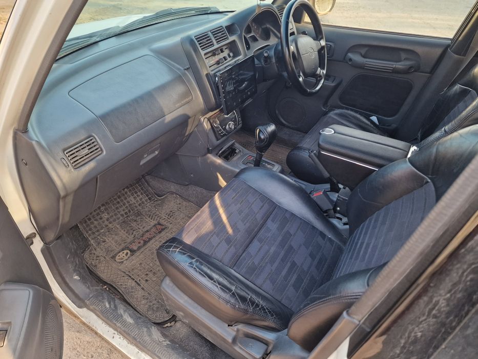 Продам rav4 1997