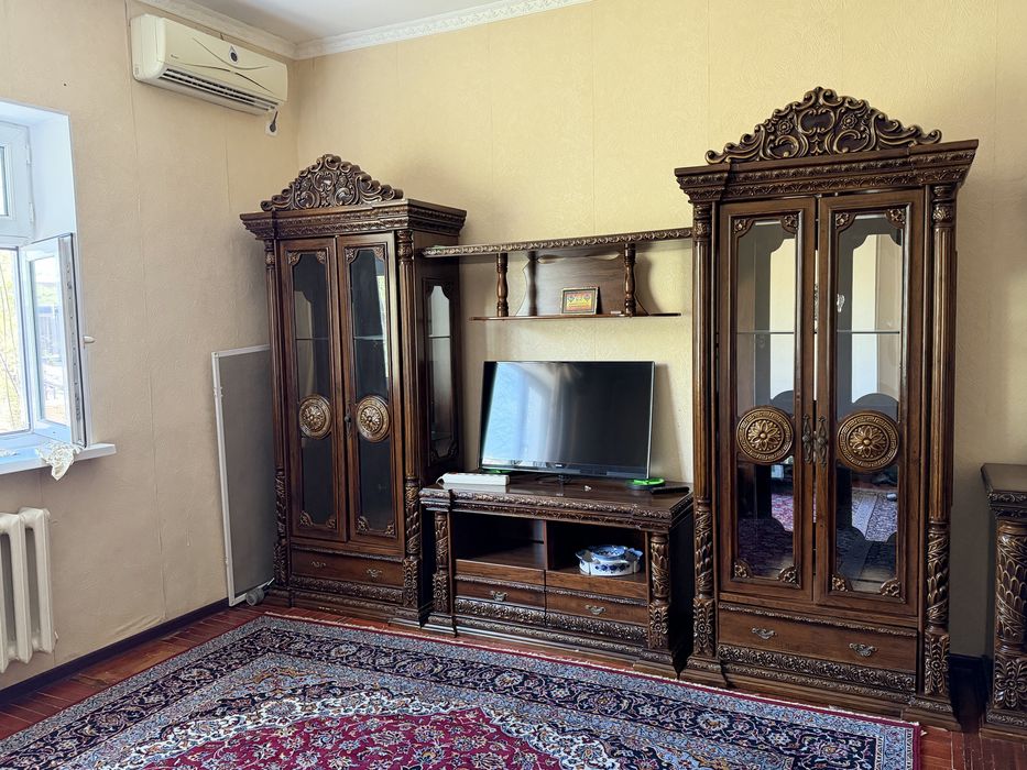 Продается сервант