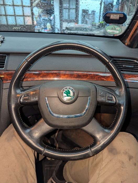 Volan Skoda Superb Octavia 2 cu comenzi