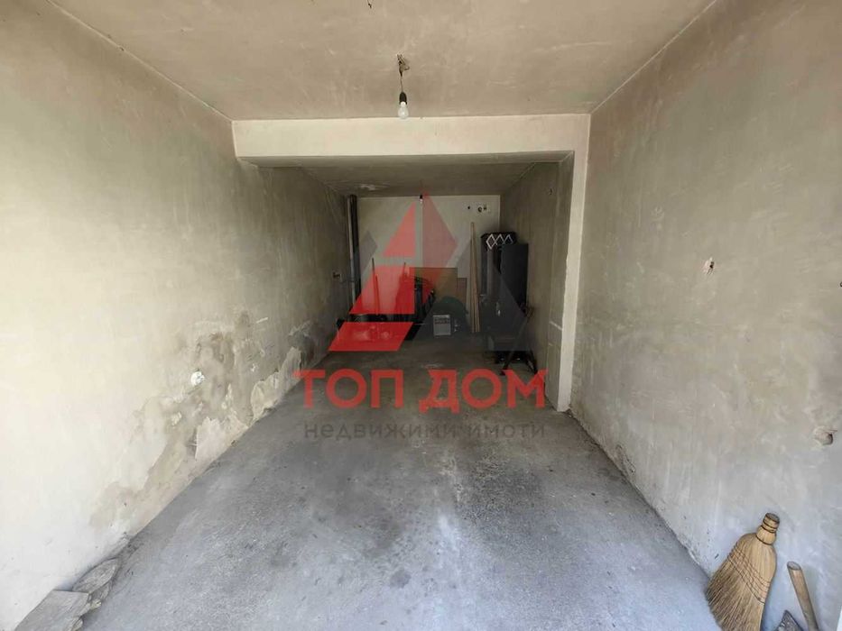 Продава се Гараж / Паркомясто в Варна, Лятно кино Тракия - 18 кв.м за 2223 €/кв.м - Снимка #3