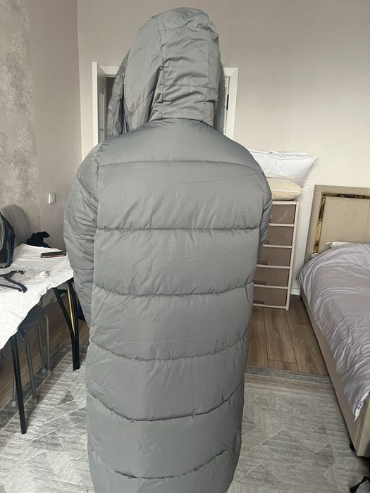 Продам пуховик новый