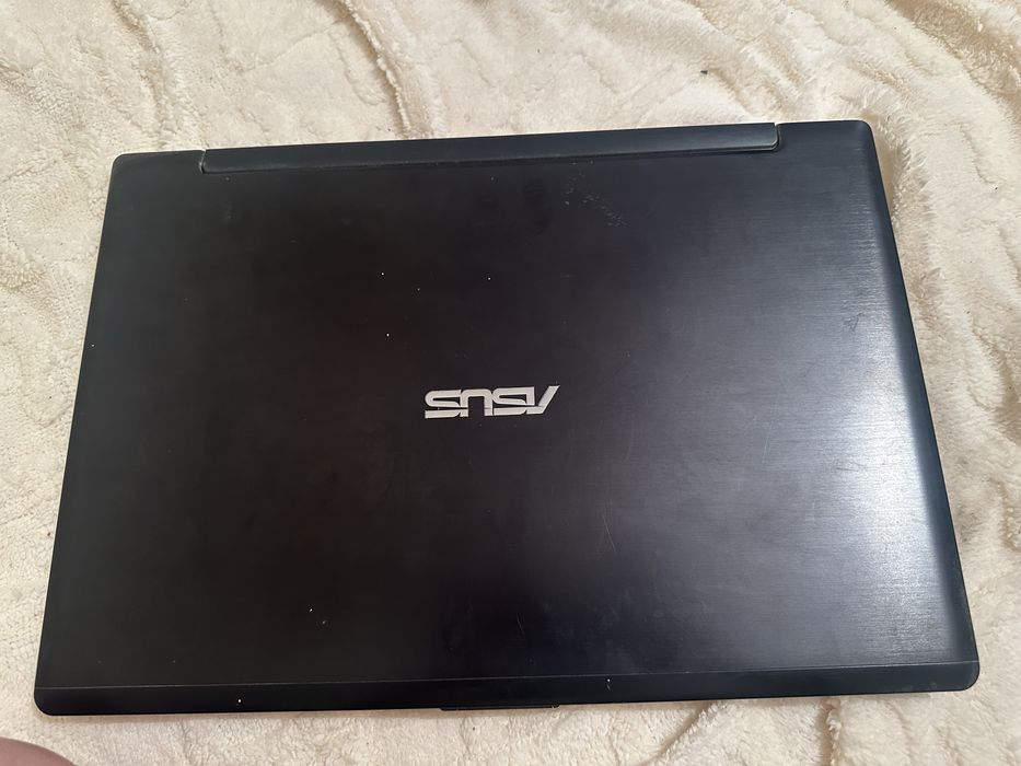 Ноутбук ASUS S550CB