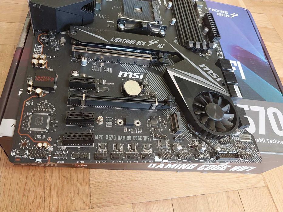 AMD Ryzen 9 5900Х + MSI X570 Gaming Edge Wi-Fi