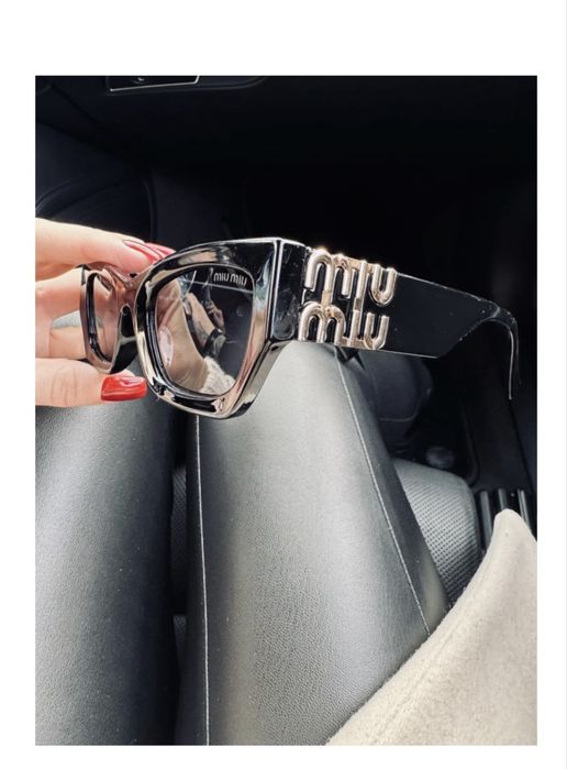 Страхотен модел очила