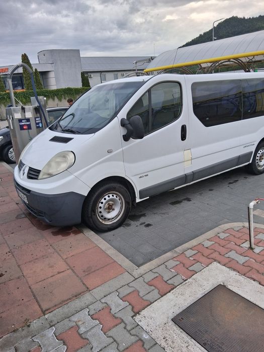 RENAULT Trafic