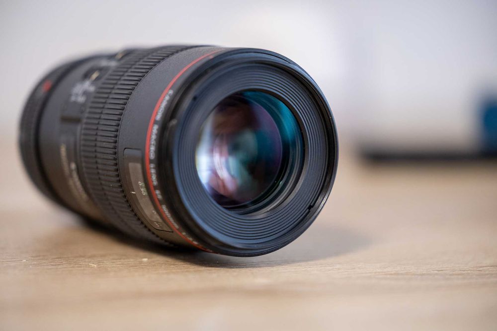 Obiectiv Canon EF 100mm f/2.8 L Macro IS USM