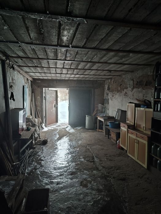 Продам гараж срочно