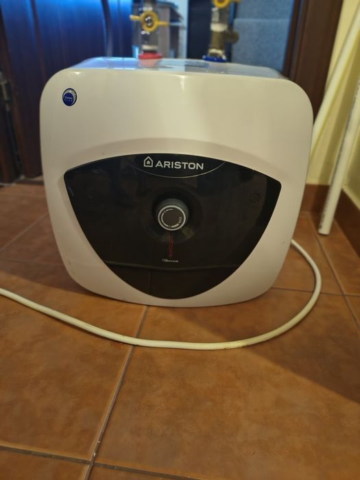 Boiler Ariston 10 l