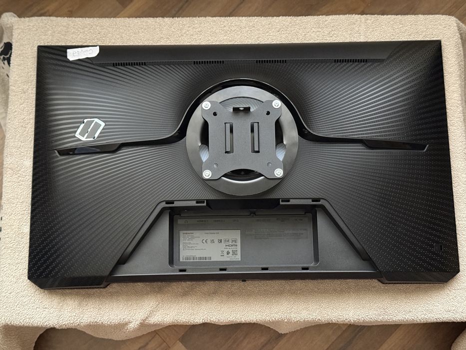 Monitor Gaming Samsung Odyssey G7 (G70A) 28" 4K 144Hz IPS - Disponibile 2 Bucăți