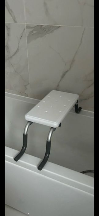 Scaun/bancuta pentru cada